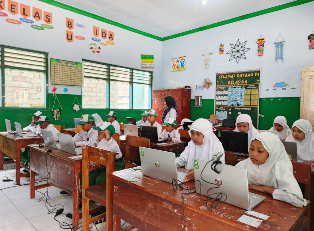 Pelaksanaan ANBK 2025 di MI Islamiyah Pinggirsari Berjalan Lancar dan Tertib Pelaksanaan ANBK 2025 di MI Islamiyah Pinggirsari Berjalan Lancar dan Tertib